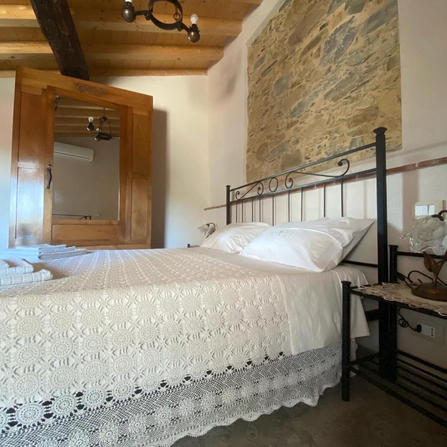 Casa Dell'Angelo Apartment Castelnuovo Magra Bagian luar foto